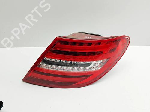 Used Right taillight Right taillight MERCEDES-BENZ C-CLASS Coupe (C204) C 220 CDI (204.302) (170 hp) 36067005 36067005