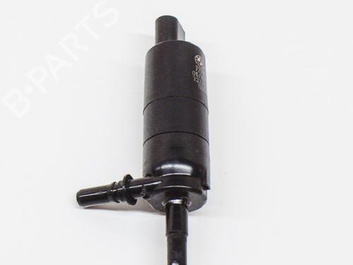 Used Washer pump BMW 4 Convertible (F33, F83) M4 (431 hp) 14615723