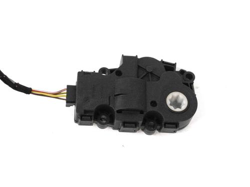 Used Electronic module INFINITI Q30 1.5 D (109 hp) 30267875