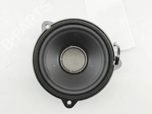 speaker-land-rover-defender-station-wagon-l663-2019-32525619 main image