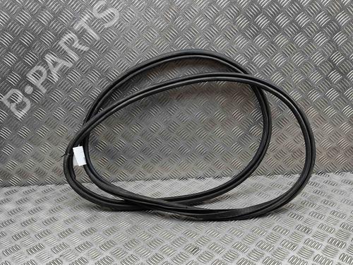 Used Rubber door seal VOLVO XC60 II (246) 2.0 B5 Mild-Hybrid (249 hp) 29486390