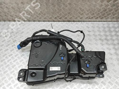 Used AdBlue tank AdBlue tank VW TIGUAN (AD1, AX1) 2.0 TDI (150 hp) 33465124 33465124