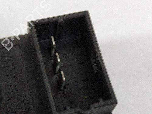 Switch LAND ROVER RANGE ROVER SPORT II (L494) 3.0 SDV6 4x4 | BP27773361I30 