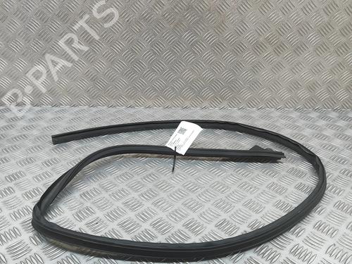 rubber-door-seal-tesla-model-y-5yjy-2019-33369897 main image