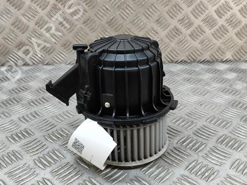 Used Heater blower motor AUDI A5 (8T3) 2.0 TFSI quattro (224 hp) 17634610