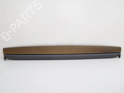 BP27749095O1 main image