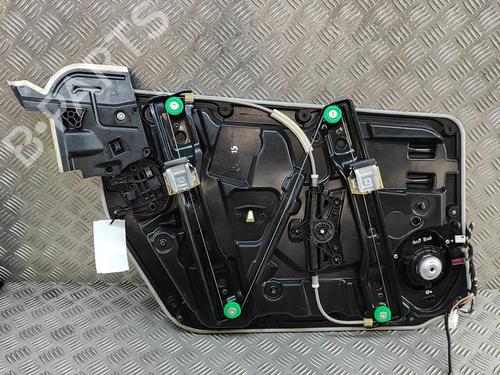 Front right window mechanism INFINITI Q30 1.6 | BP28564050C23