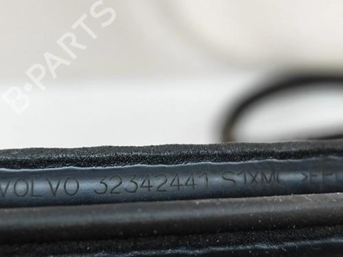 Rubber door seal VOLVO XC40 (536) B3 Mild-Hybrid | BP28557582C142