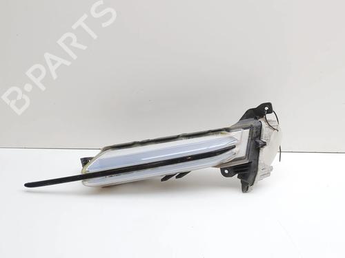 Used Right front fog light Right front fog light 39073627 39073627