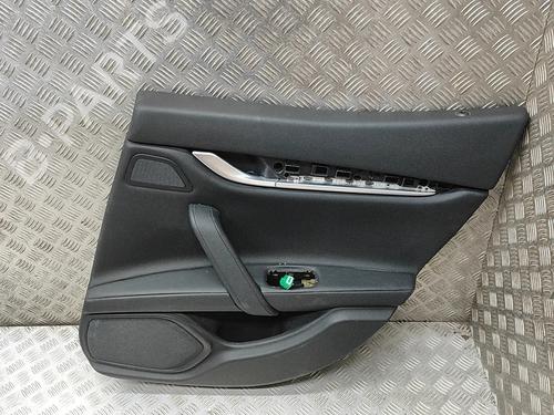 Bageste højre beklædning Bageste højre beklædning MASERATI GHIBLI III (M157) 3.0 D (275 hp) 33825441 33825441
