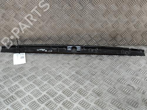 Used Rear bumper bracket PORSCHE 911 (996) 3.4 Carrera (301 hp) 16348930
