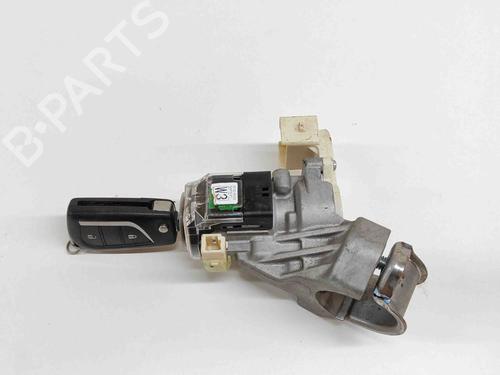 Used Ignition barrel TOYOTA HILUX VIII Pickup (_N1_) 2.4 D 4WD (GUN125_, GUN125R) (150 hp) 16535603