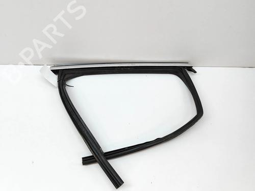 Dørliste Dørliste AUDI Q5 (FYB, FYG) 2.0 TDI quattro (190 hp) 16535526 16535526