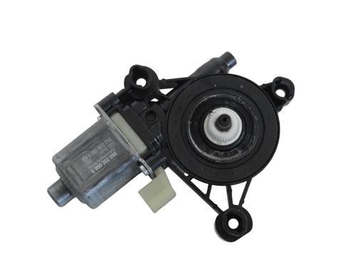 right-front-window-motor-vw-golf-viii-cd1-da1-2019-33357428 main image