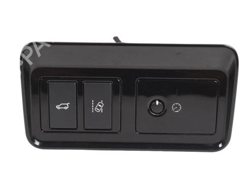 switch-jaguar-f-pace-x761-2015-33367552 main image