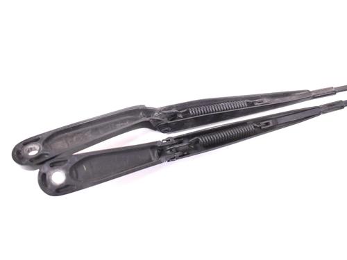 Front windshield wiper arm JAGUAR XE (X760) 2.0 D | BP30226227C143 