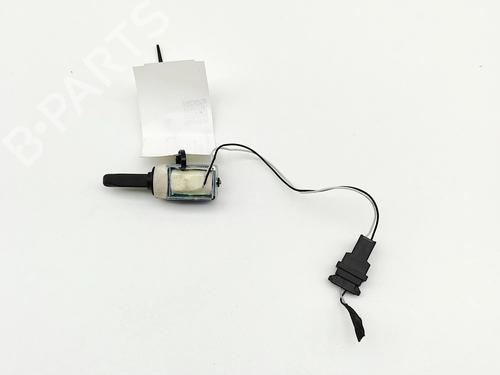 Electronic sensor TESLA MODEL X (5YJX) P90D AWD | BP36470995M84 - Image 3