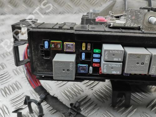 Fuse box TESLA MODEL X (5YJX) 90D AWD | BP31297399E1 