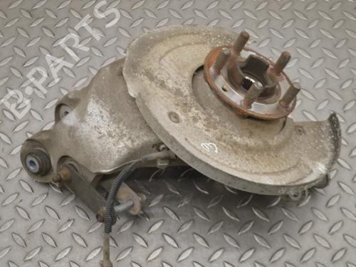 Used Right rear steering knuckle Right rear steering knuckle ALFA ROMEO STELVIO (949_) 2.0 Q4 (949.AXF2A) (201 hp) 33352957 33352957