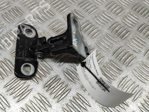 hingedoor-check-strap-jaguar-i-pace-x590-2018-27768339 main image