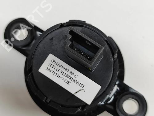 Switch TESLA MODEL Y (5YJY) EV Performance All-wheel Drive | BP27789804I30  - Image 6