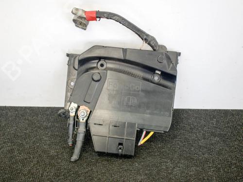 Used Fuse box FORD FOCUS III 1.0 EcoBoost (125 hp) 6750845