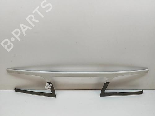 Used Tailgate trim TOYOTA HIACE IV Bus (__H1_, __H2_) 2.7 (RCH13, RCH23) (144 hp) 30439985