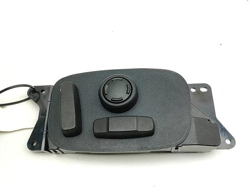 Used Switch Switch LAND ROVER RANGE ROVER EVOQUE (L538) 2.0 D 4x4 (180 hp) 39930298 39930298