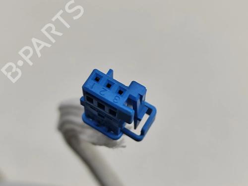 Right sun visor PEUGEOT 5008 II (MC_, MJ_, MR_, M4_) 1.5 BlueHDi 130 (MCYHZJ, MCYHZR, MCYHZX) | BP27768444I2 