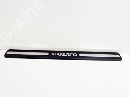 Used Step VOLVO V60 I (155) T4 (190 hp) 14651051
