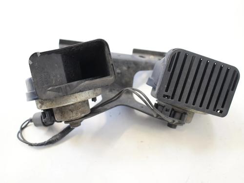Used Horn Horn LAND ROVER DISCOVERY IV (L319) 3.0 TD 4x4 (245 hp) 33339396 33339396