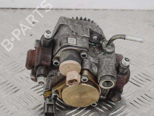 Used Fuel pump SUBARU LEGACY IV Estate (BP) 2.0 D AWD (BPD) (150 hp) 6731338