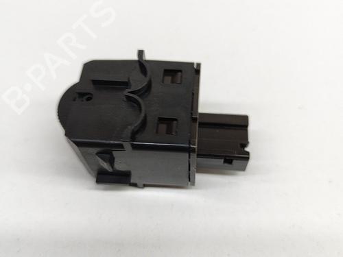 Switch PEUGEOT 3008 II SUV (MC_, MR_, MJ_, M4_) 1.5 BlueHDi 130 | BP21487130I30 