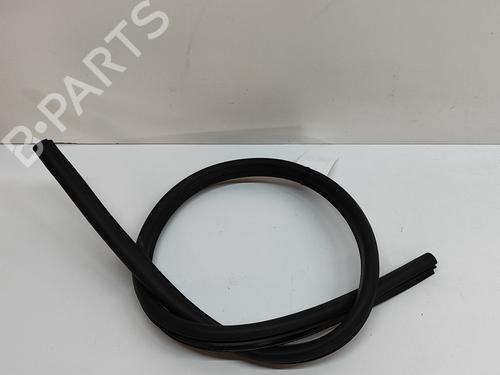 Used Rubber door seal JAGUAR F-TYPE Coupe (X152) 5.0 SCV8 R AWD (551 hp) 25977175