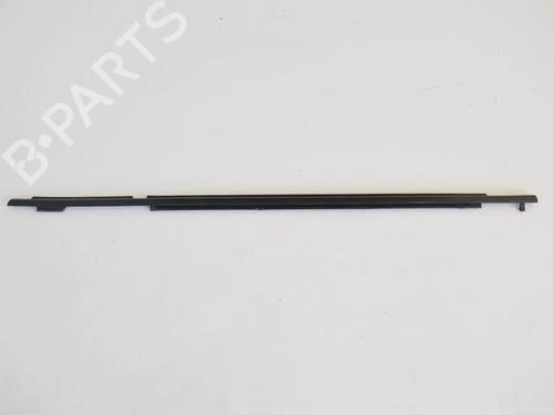 Dørliste Dørliste TOYOTA LAND CRUISER PRADO (_J15_) 3.0 D-4D (KDJ150_, KDJ150, KDJ155) (173 hp) 30620647 30620647