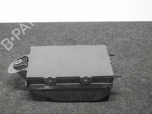 Fuse box VOLVO XC90 II (256) T5 AWD | BP27388378E1