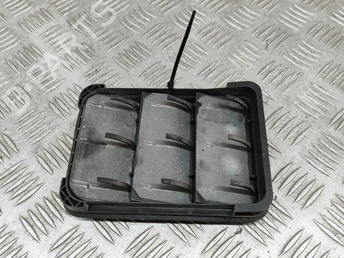 grille-peugeot-2008-ii-ud_-us_-uy_-uj_-ur_-uc_-2019-27786020 main image