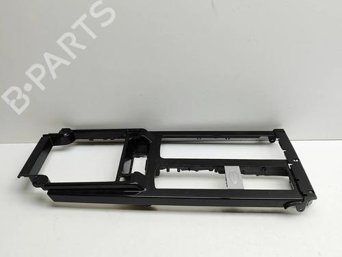 Midtkonsoll Midtkonsoll LAND ROVER DISCOVERY V (L462) 3.0 D 4x4 (211 hp) 33883005 33883005