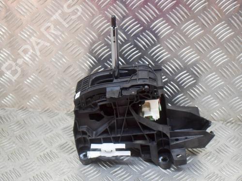 Used Gear lever TOYOTA C-HR (_X1_) 1.8 Hybrid (ZYX10_, ZYX11_, ZYX10R, ZYX11R) (122 hp) 20209486