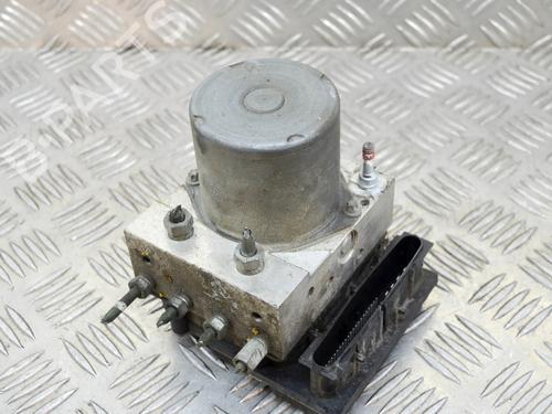 Used ABS pump ABS pump RENAULT CLIO III (BR0/1, CR0/1) 1.2 16V (BR02, BR0J, BR11, CR02, CR0J, CR11) (75 hp) 8145518 8145518