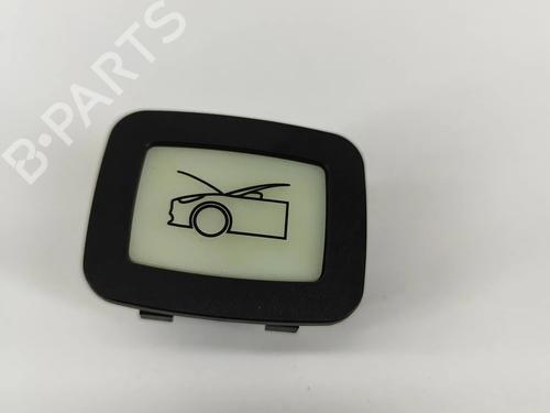 switch-tesla-model-3-5yj3-2017-33369373 main image