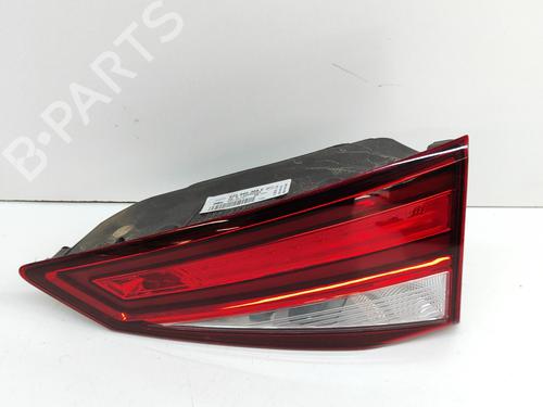 Used Right tailgate light SEAT ATECA (KH7, KHP) 1.0 TSI (116 hp) 18165012