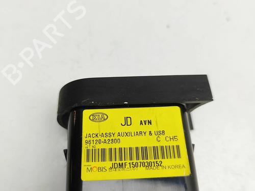 Electronic module KIA CEE'D (JD) 1.6 CRDi 115 | BP35726880M83 - Image 8