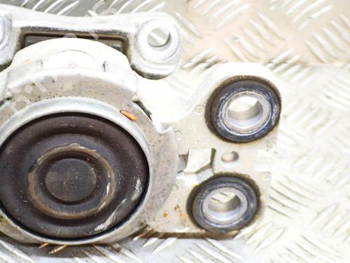 Engine mount LAND ROVER RANGE ROVER EVOQUE (L538) 2.0 D | BP8894639M89