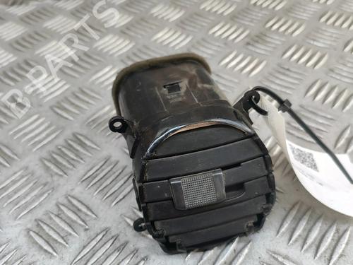 Rejilla aireadora ISUZU D-MAX I (TFR, TFS) 3.0 DiTD 4x4 (TFS85_) (163 hp) 29227383