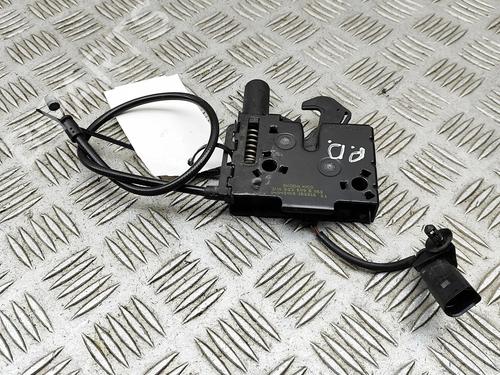 Used Hood lock SKODA SUPERB III Estate (3V5) 2.0 TDI (150 hp) 31903059