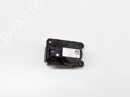 Used Electronic module PEUGEOT 2008 II (UD_, US_, UY_, UJ_, UR_, UC_) 1.2 PureTech 100 (USHNK) (101 hp) 14645807