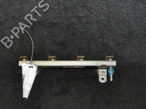 Used Injection rail Injection rail OPEL ASTRA H (A04) 1.4 (L48) (90 hp) 6721873 6721873