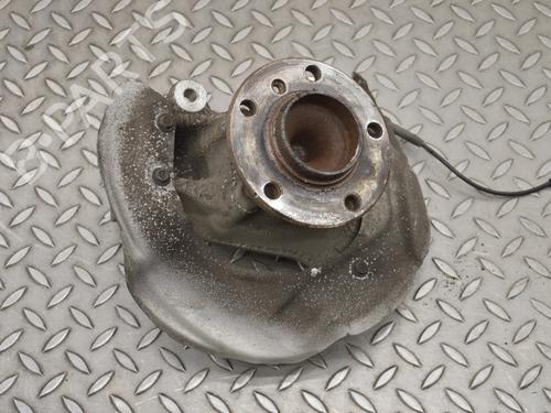 Used Left front steering knuckle BMW 3 (F30, F80) 320 i (182 hp) 30234473