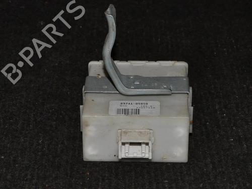 Used Electronic module TOYOTA AVENSIS (_T25_) 2.0 VVT-i (AZT250_, AZT250R) (147 hp) 6728751